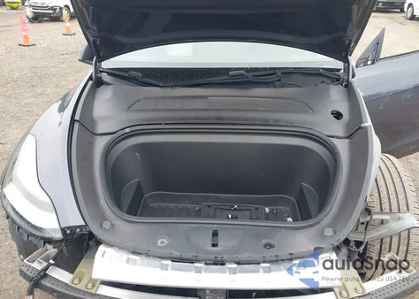 2020 Tesla Model Y Long Range Dual Motor All-Wheel Drive/Performance Dual Motor All-Wheel Drive из США, поврежденный, VIN 5YJYGDEF4LF005890